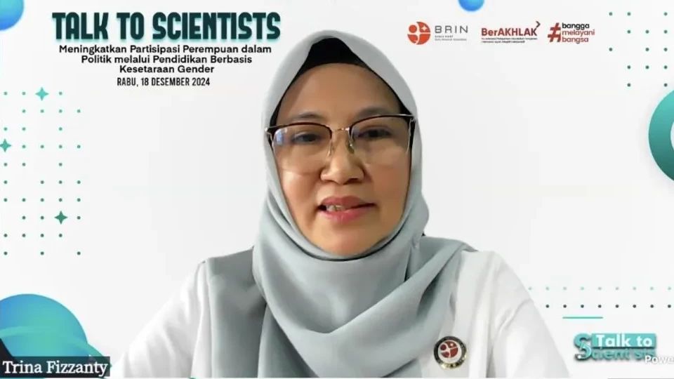 Kepala Pusat Riset Pendidikan Badan Riset dan Inovasi Nasional (BRIN) Trina Fizzanty dalam diskusi jelang Hari Ibu yang diadakan BRIN secara daring di Jakarta, Rabu (18/12/2024) (ANTARA/Prisca Triferna) - Tangkapan Layar