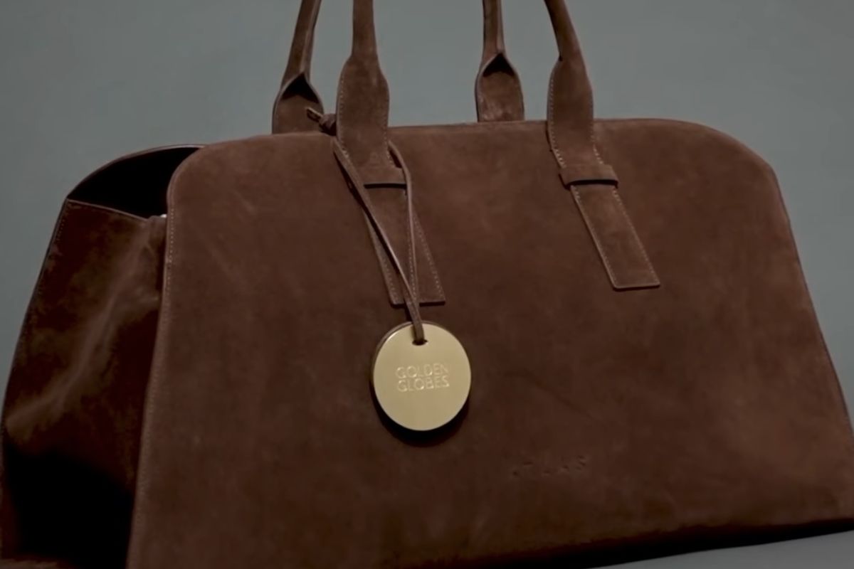 Penampilan Goodie Bag Golden Globes 2025.(Instagram.com/robbreport)