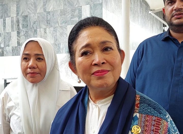 Ketua Komisi IV DPR RI Siti Hediati Hariyadi atau dikenal Titiek Soeharto di Kompleks Parlemen (Tangkapan Layar)