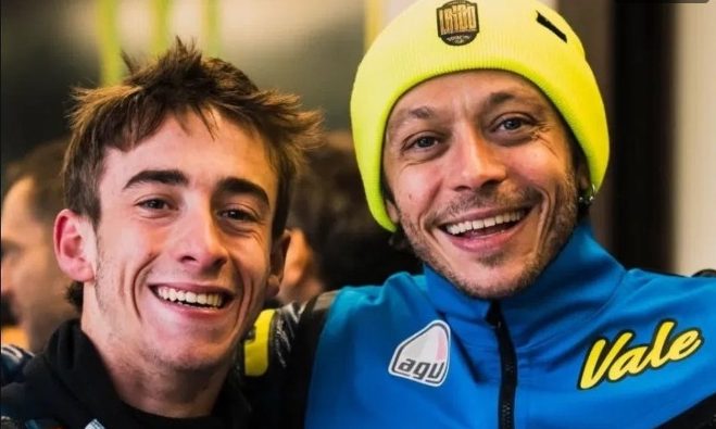 Valentino Rossi & Pedro Acosta (Tangkapan Layar)