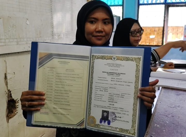Wakil Kepala Sekolah Bidang Kurikulum SMK Nasional, Dian Puspita Mayasari (Foto : Darfan)