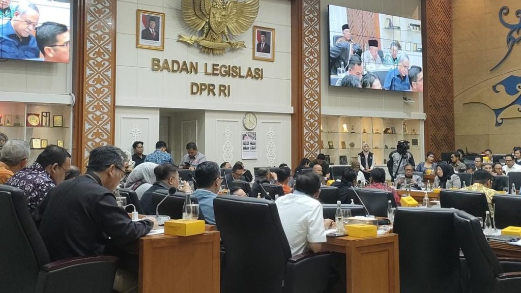 Rapat di Baleg DPR (Tangkapan Layar)