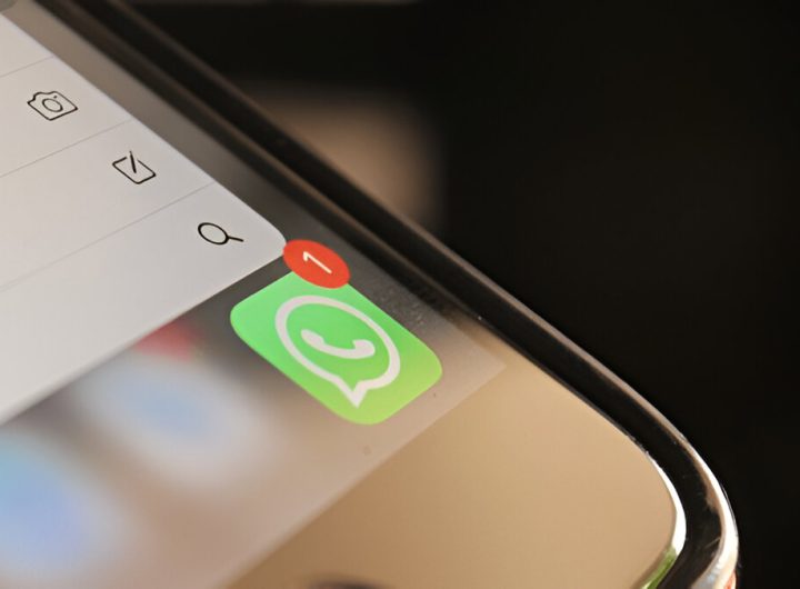 Ikon Notifikasi WhatsApp (shutterstock.com)