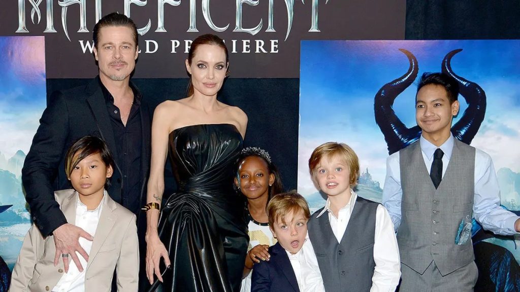 Anak-anak Angelina Jolie; Pax, Zahara, Shiloh dan Knox; diajak untuk mengisi suara beberapa karakter panda kecil. Foto: Huffingtonpost