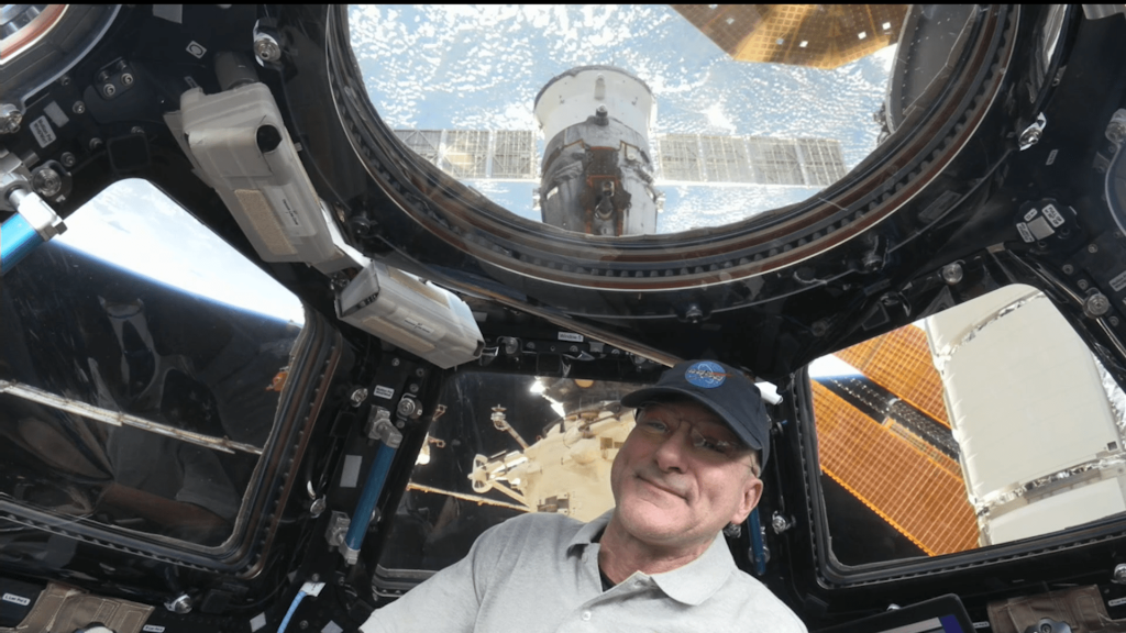 NASA Siap Siarkan Live Streaming dari Stasiun Luar Angkasa Internasional di Twitch, Astronot Don Pettit Jadi Host Pertama (Tangkapan Layar)