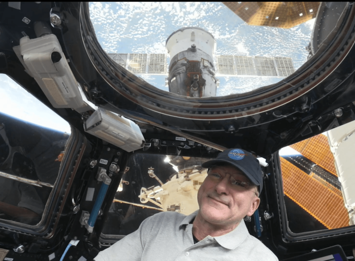 NASA Siap Siarkan Live Streaming dari Stasiun Luar Angkasa Internasional di Twitch, Astronot Don Pettit Jadi Host Pertama (Tangkapan Layar)