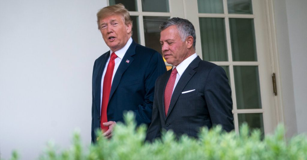 Donald Trump dan Raja Yordania (Tangkapan Layar)