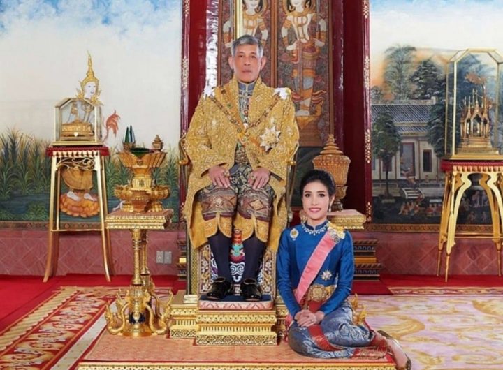 Potret Selir Sineenat dengan Raja Thailand Maha Vajiralongkorn (Sumber : SCMP)