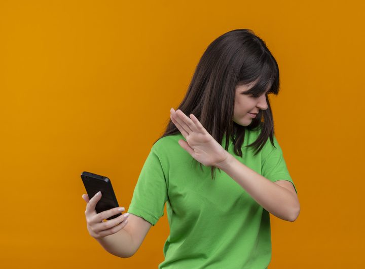 Ilustrasi - Puasa Media Sosial (Foto: Freepik)