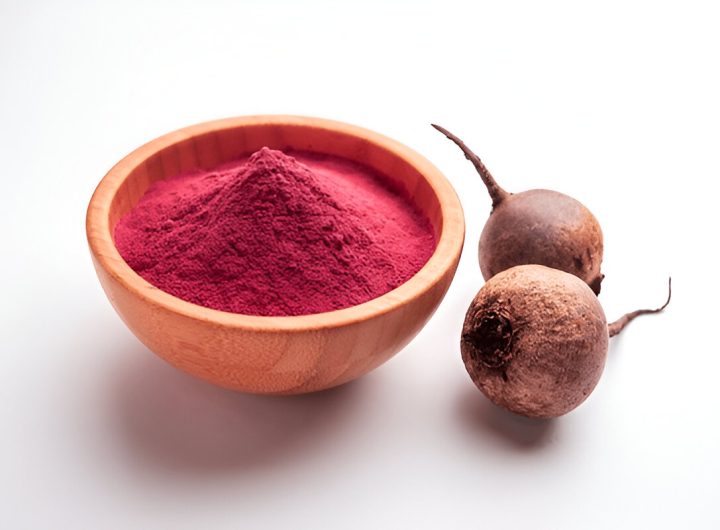 Tumpukan Bit atau bubuk Akar Bit (shutterstock.com)