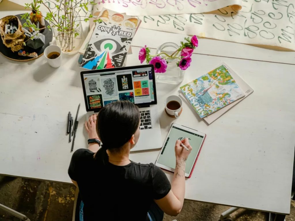 Ilustrasi, tips balik produktif setelah lebaran. (Pexels.com/Antoni Shkraba Studio)