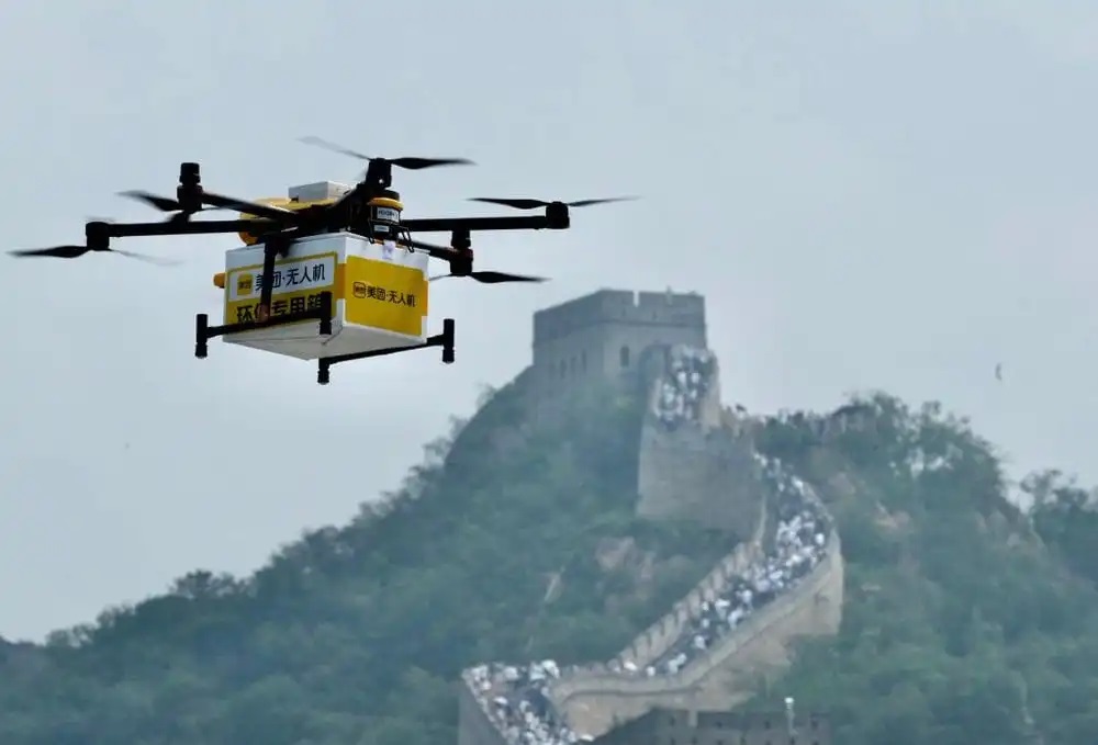 Makanan di Antar Mengunakan Drone (Foto: Beijing Youth Daily/Getty Images)