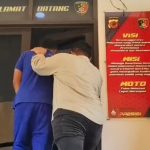 Buronan kasus korupsi dana bantuan sosial Program Keluarga Harapan (PKH) akhirnya berhasil ditangkap setelah tiga tahun melarikan diri (Foto : Darfan)
