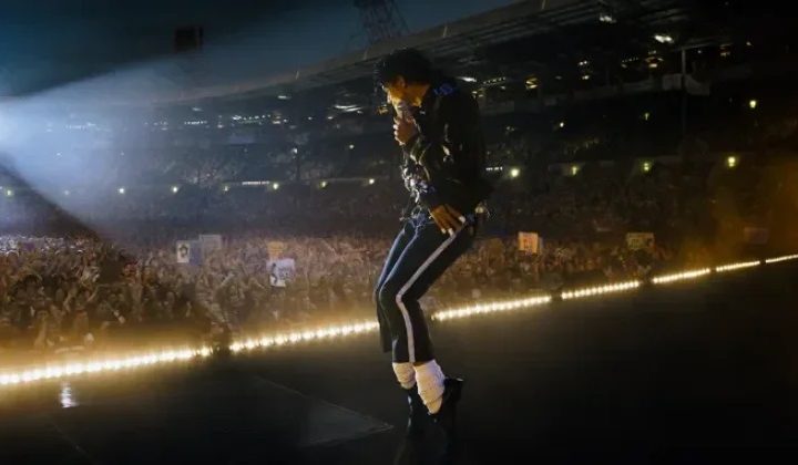 Jaafar Jackson sebagai Michael Jackson muda dalam film biopik produksi Lionsgate tentang mendiang King of Pop. (Foto: Glen Wilson/Lionsgate)