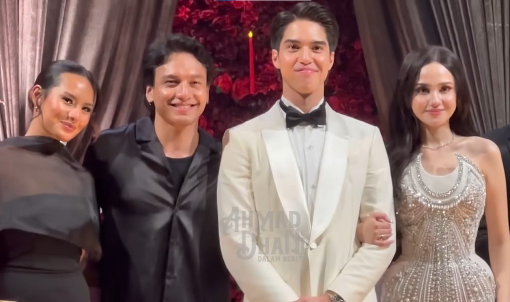 Momen Jefri Nichol Gandeng Mesra Zahwa Massaid di Nikahan El Rumi dan Syifa Hadju. (Foto: YouTube/Ahmad Dhani)