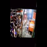Sebuah video viral aksi perusakan dan pencurian dengan kekerasan yang dilakukan sekelompok bermotor di kawasan Pekiringan, Kelurahan Pekalangan, Kecamatan Pekalipan, Kota Cirebon (Tangkapan Layar)