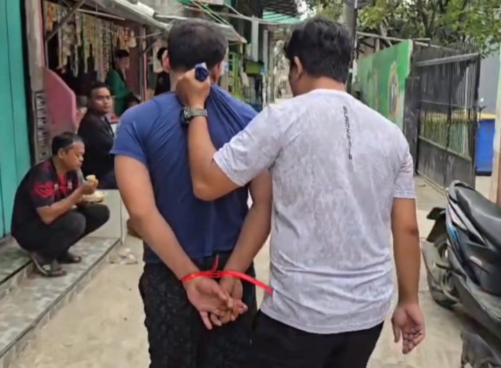 Dua sindikat ganjal ATM dibekuk, kuras ATM korban hingga Rp69 juta (Foto : Darfan)
