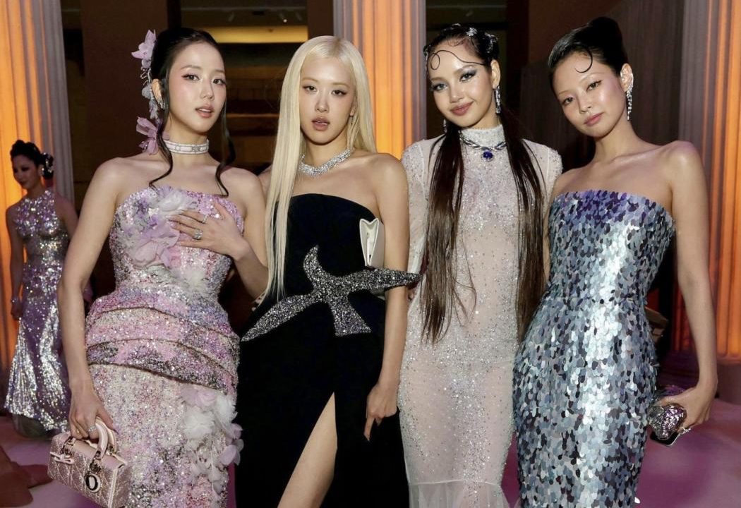 BLACKPINK full team di Met Gala 2026. (Foto: X)
