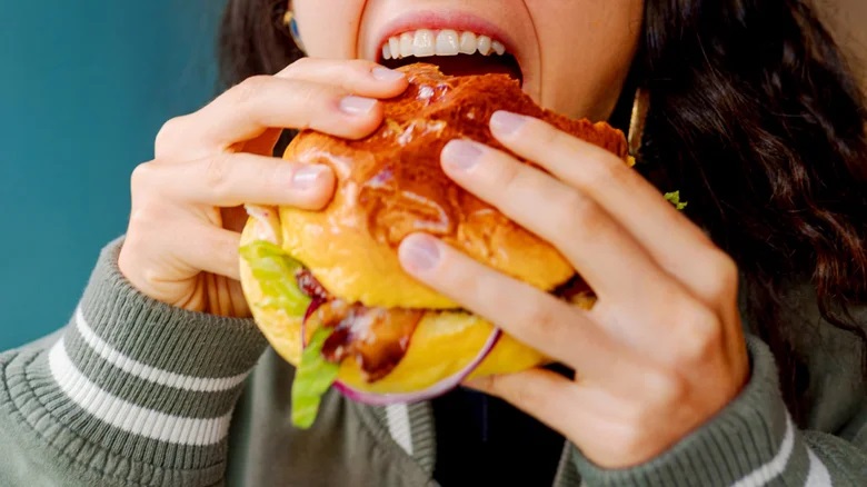 Ilustrasi pola makan (Sumber Foto : Getty Images)