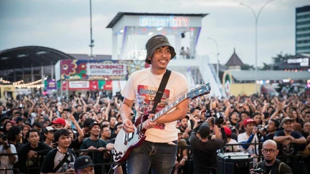 Unggahan duka cita dari akun resmi band rock Superglad untuk melepas kepergian sang mantan gitaris, Dadi Yudistira Pringgohadi, yang dinyatakan meninggal dunia pada Senin, 29 Juni 2026. (Sumber Foto : Instagram @superglad_band)