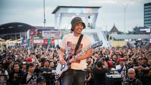 Unggahan duka cita dari akun resmi band rock Superglad untuk melepas kepergian sang mantan gitaris, Dadi Yudistira Pringgohadi, yang dinyatakan meninggal dunia pada Senin, 29 Juni 2026. (Sumber Foto : Instagram @superglad_band)