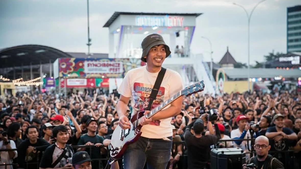 Unggahan duka cita dari akun resmi band rock Superglad untuk melepas kepergian sang mantan gitaris, Dadi Yudistira Pringgohadi, yang dinyatakan meninggal dunia pada Senin, 29 Juni 2026. (Sumber Foto : Instagram @superglad_band)