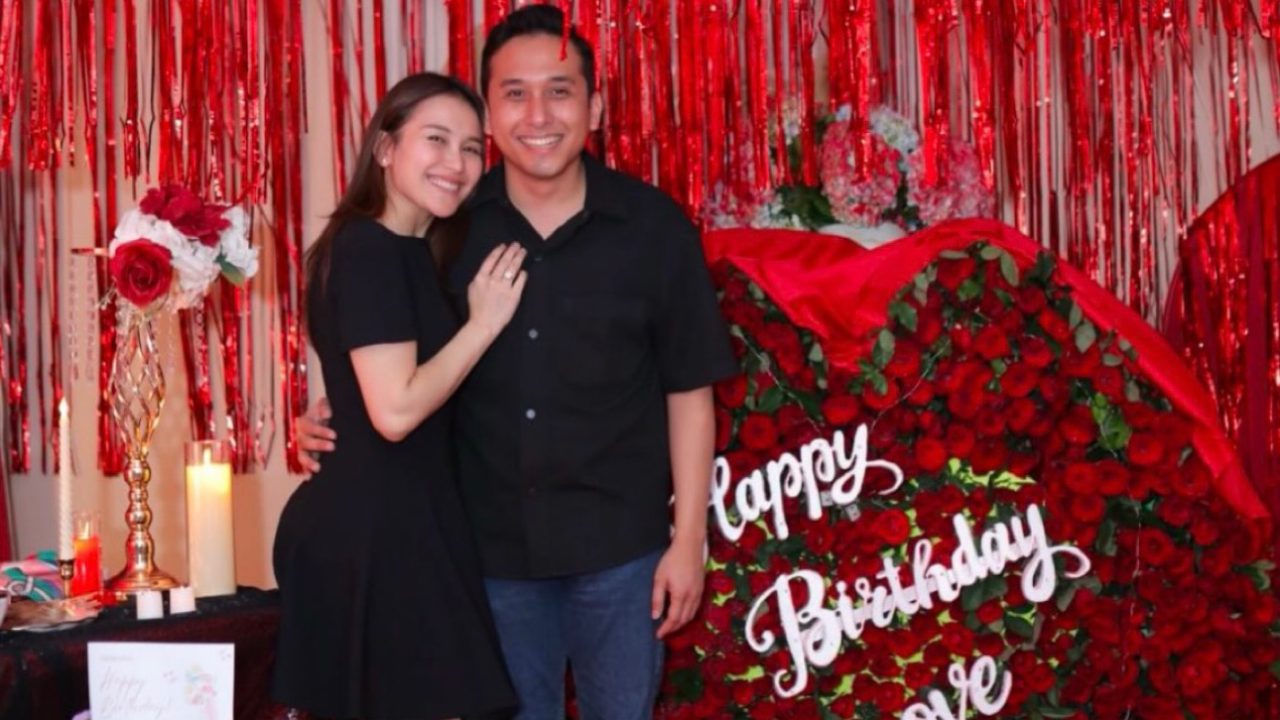 Resmi Pacaran? Ayu Ting Ting dan Kevin Gusnadi Go Public Bawa Kejutan (Tangkapan Layar)