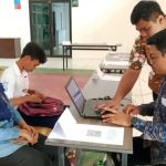 Anak Tiba-Tiba Tergeser dari Kuota PCMB SMA Negeri, Orang Tua Datangi Sekolah Agar Tak Putus Sekolah (Foto : Darfan)