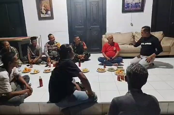 Polresta Cirebon Sosialisasikan Kampung Tangguh Bebas Narkoba di Trusmi Kulon (Foto : Darfan)