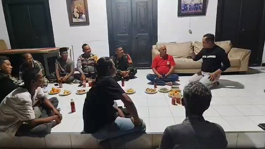 Polresta Cirebon Sosialisasikan Kampung Tangguh Bebas Narkoba di Trusmi Kulon (Foto : Darfan)