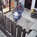 Rekaman CCTV memeperlihatkan aksi pencurian kendaraan bermotor di Ciledug, Kabupaten Cirebon (Tangkapan Layar)