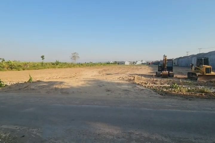 Lahan Pertanian Produktif di Karangsembung Beralih Fungsi Menjadi Perumahan (Foto : Darfan)