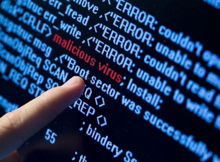 Ilustrasi Virus dalam kode program (Sumber Foto : depositphotos.com)