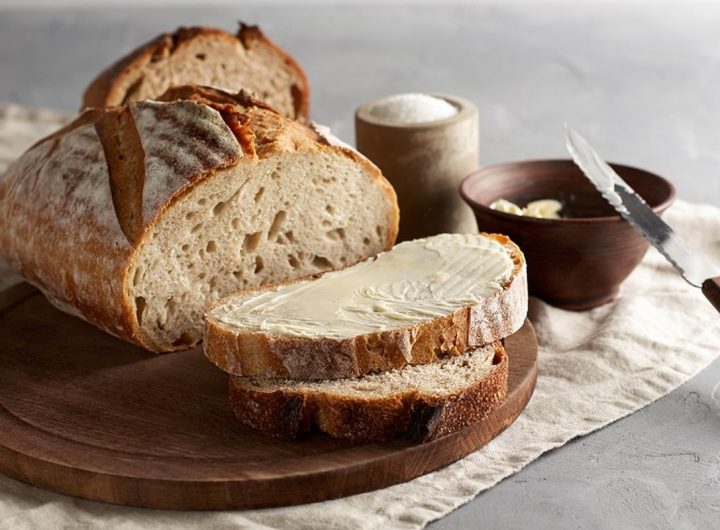 Ilustrasi roti sourdough.(shutterstock.com/belkantus)