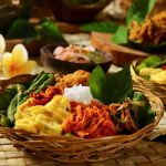 10 kota di Indonesia masuk daftar destinasi kuliner terbaik 2026 menurut majalah digital Travel and Tour World (TTW). Di mana saja?(SHUTTERSTOCK/Ariyani Tedjo)