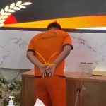 Seorang ayah di Kabupaten Majalengka, Jawa Barat, ditangkap petugas Unit PPA Satreskrim Polres Majalengka setelah diduga mencabuli anak tirinya yang masih di bawah umur hingga hamil. (Foto : Darfan)