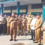 Hari pertama masuk sekolah dimanfaatkan Bupati Majalengka untuk melakukan inspeksi mendadak ke sejumlah sekolah di Kabupaten Majalengka (Foto : Darfan)