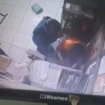 Terekam CCTV Aksi perampokan sebuah minimarket menggunakan senjata api jenis pistol terjadi di Kabupaten Majalengka (Foto : Darfan)