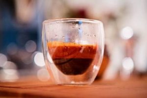 Jangan Asal Pesan! Ini Arti 'Shot' dalam Kopi yang Sebenarnya (Tangkapan Layar)