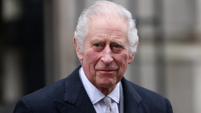 Raja Charles III Tinggalkan RS Usai Jalani Operasi Prostat (Sumber Foto : REUTERS/Hollie Adams)