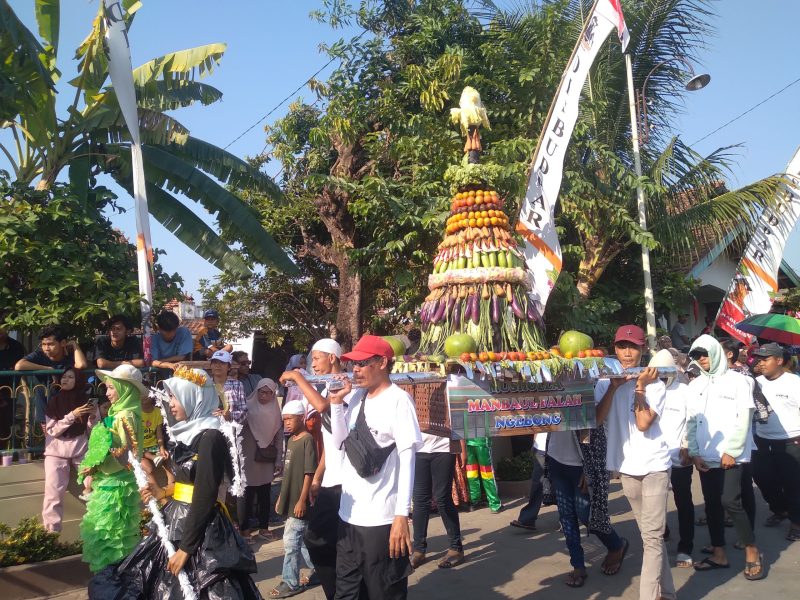 Kirab Ampyang Maulid di Desa Loram Kulon, Kecamatan Jati, Kabupaten Kudus. (Tangkapan Layar)