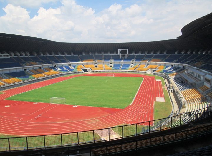 Stadion Gelora Bandung Lautan Api (Sumber Foto : Wikipedia)