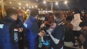 Polres Cirebon Kota Razia Tempat Hiburan, Amankan Tiga Positif Narkoba dan Puluhan Miras (Foto : Darfan)