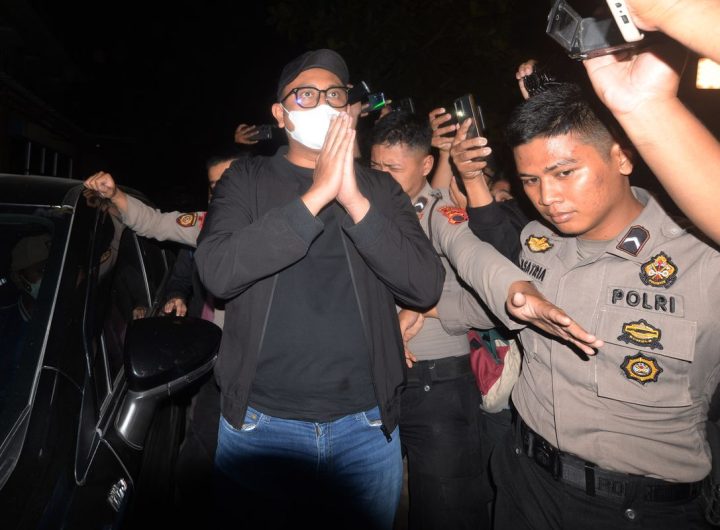 KASUS BUPATI KLATEN HAMENANG WAJAR ISMOYO, KPK DALAMI DUGAAN SUAP