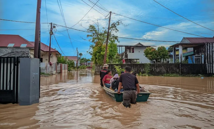 Banjir Padang Terbaru: 672 Warga Mengungsi, 120 Rumah Terdampak