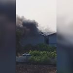 Kebakaran Hebat Melanda Gudang Penyimpanan Bahan Kimia di Cirebon (Tangkapan Layar)