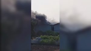 Kebakaran Hebat Melanda Gudang Penyimpanan Bahan Kimia di Cirebon (Tangkapan Layar)