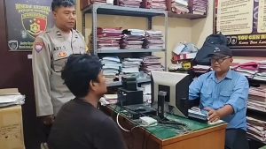 Saling Rebut Motor dengan Korban, Begal Kepergok Warga, Satu Orang Diamankan (Foto : Darfan)