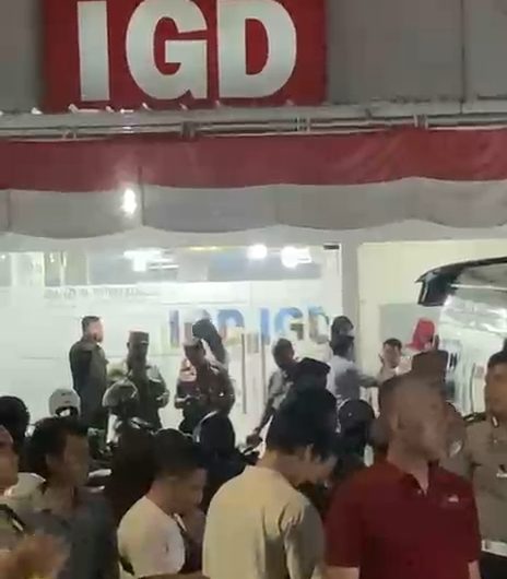 BREAKING NEWS! Puluhan Siswa dan Guru di Cirebon Diduga Keracunan MBG (Tangkapan Layar)