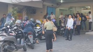 Ratusan Siswa Diduga Keracunan MBG, Kepanikan Terjadi di IGD (Foto : Darfan)